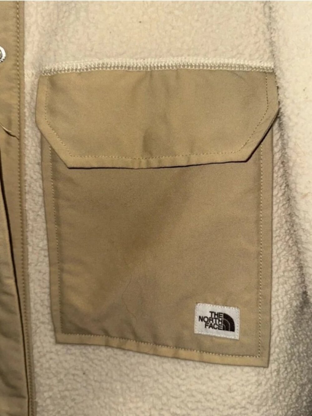 The North Face Cragmont Fleece Coat Size M Cream Hooded Snap Front Teddy Jacket - Picture 6 of 6